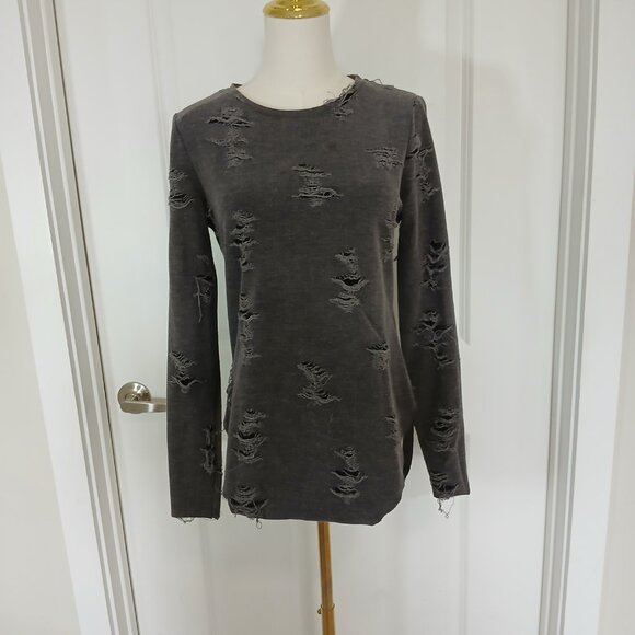 H&M Divided Distressed Top Sweater Women’s Size XS Gray Grunge Long Sleeve - Picture 2 of 7